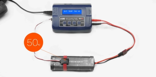 SkyRC e680 charger