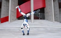 UNITREE R1 Edu U4 humanoid robot